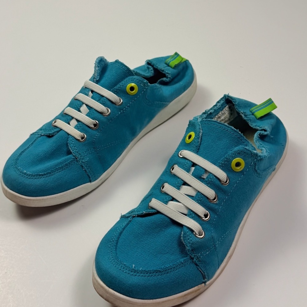 Vionic Beach Pismo Teal Blue Canvas Slip On Sneakers Womens 9 Frayed Raw Edge